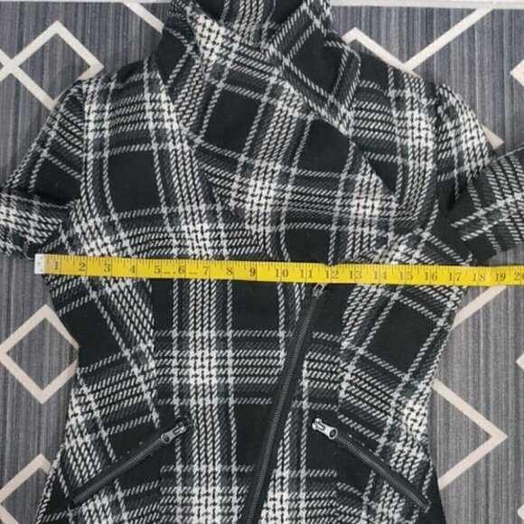 DYNAMITE wool blend asymmetrical plaid jacket - Picture 10 of 13